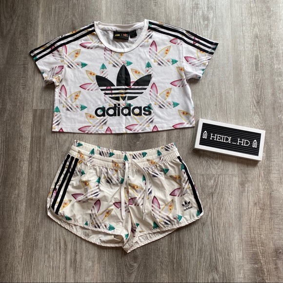 🎁🎁🎁 SOLD 🎁🎁🎁 - Picture 2 of 8